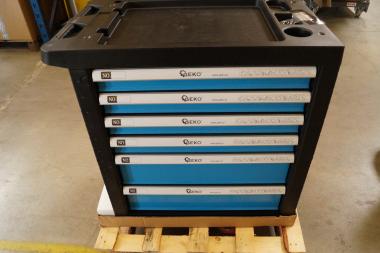 Portable cabinet for retouching area with tools Geko G10831 