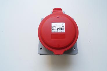 PM-Sockel P17 Tempra, 3P + N + E 32A 415VAC, geneigt, IP44, Legrand 