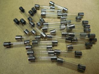 Fuse	250v 5A (6x31mm Glas) 