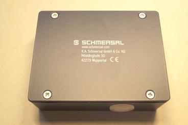 Sicherheitszuhaltung AZM 415-22ZPK-M20 24VAC/DC 