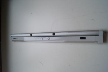 New Elfin linear led ceiling light, 110-240v ac, 50/60hz, 950 lm, l 598 mm, with connector 
