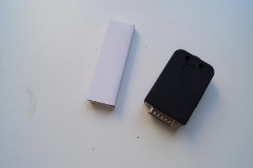 D-SUB EINBAUSTECKER 15 POL + GEHÄUSE 