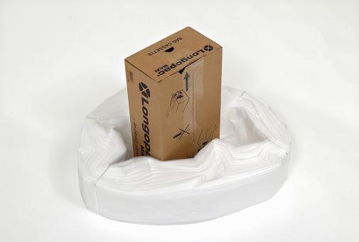 Bag of filtered materials for screw filter for STP 