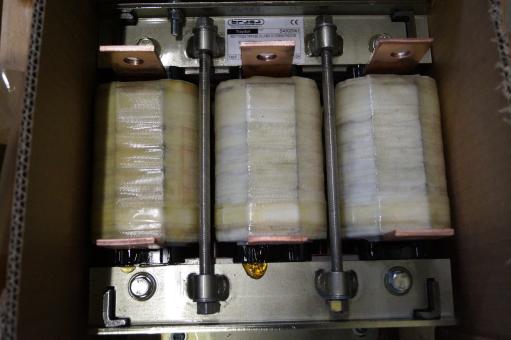 Three-phase reactance of comm. line 250Aterm. 5V ,063mH 