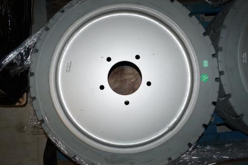 Rad komplekt für Manitou 