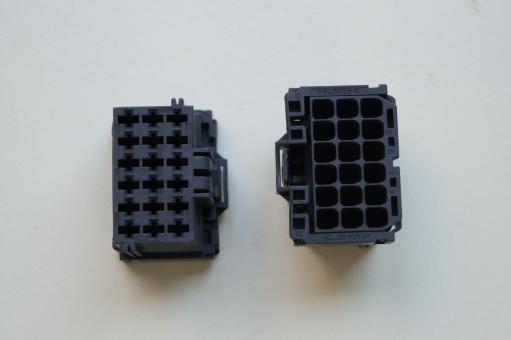 MCP2.8 Buchsengehäuse 18 polig grau 